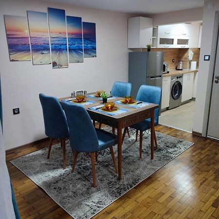 Apartament Desi Apartment Бургас Екстериор снимка