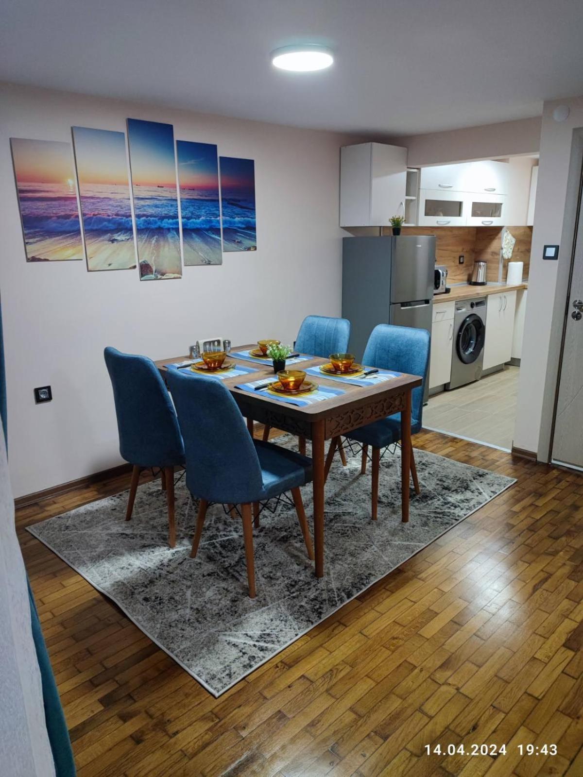 Apartament Desi Apartment Бургас Екстериор снимка